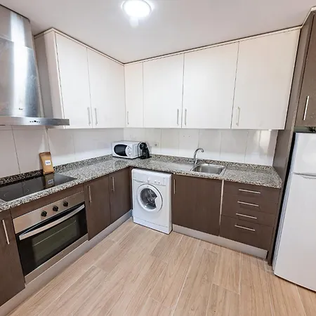 アパート Park Family Rentalmar *